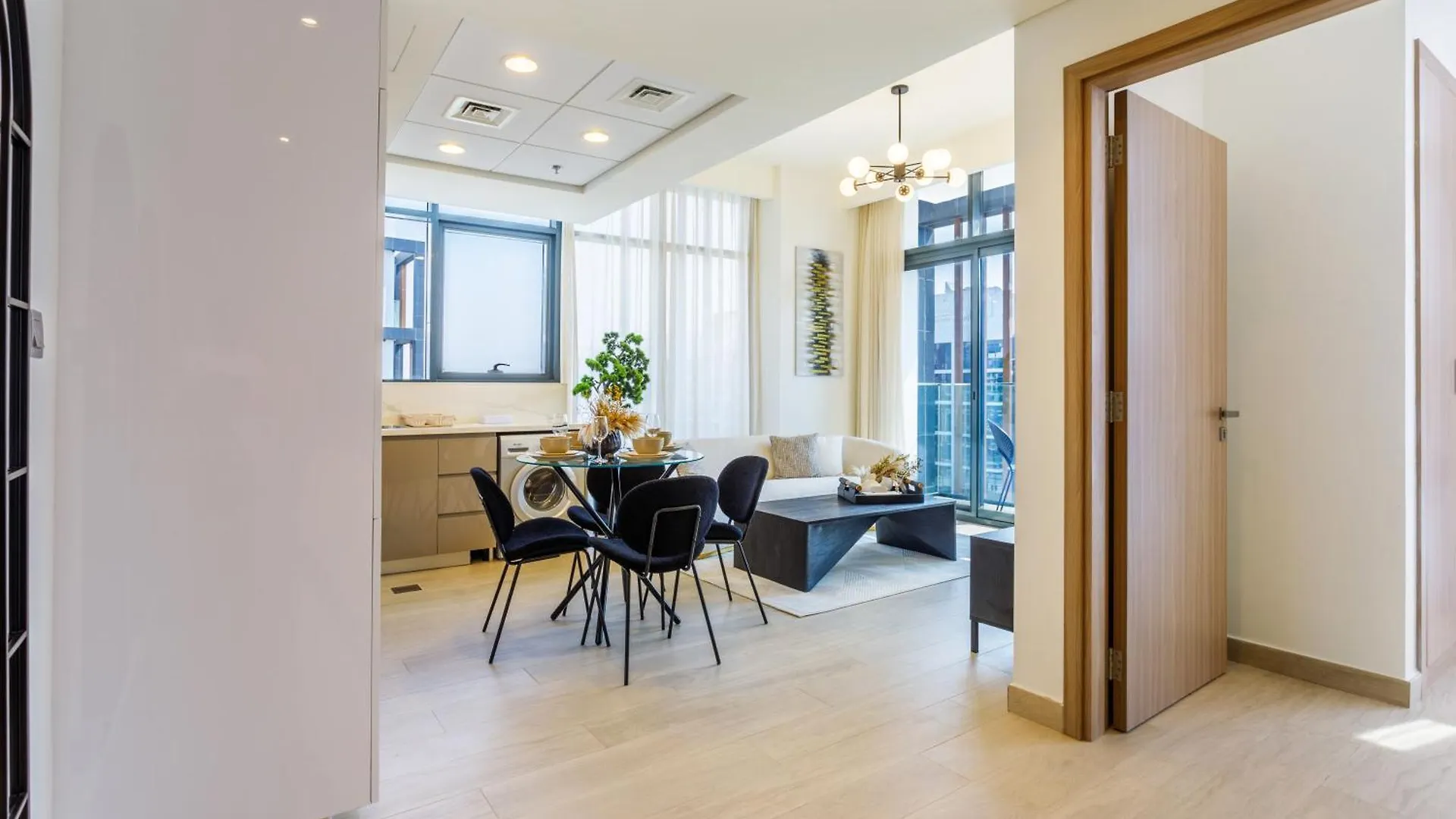 Trendy Azizi Riviera 1-Bed With Balcony Views Apartment Dubai