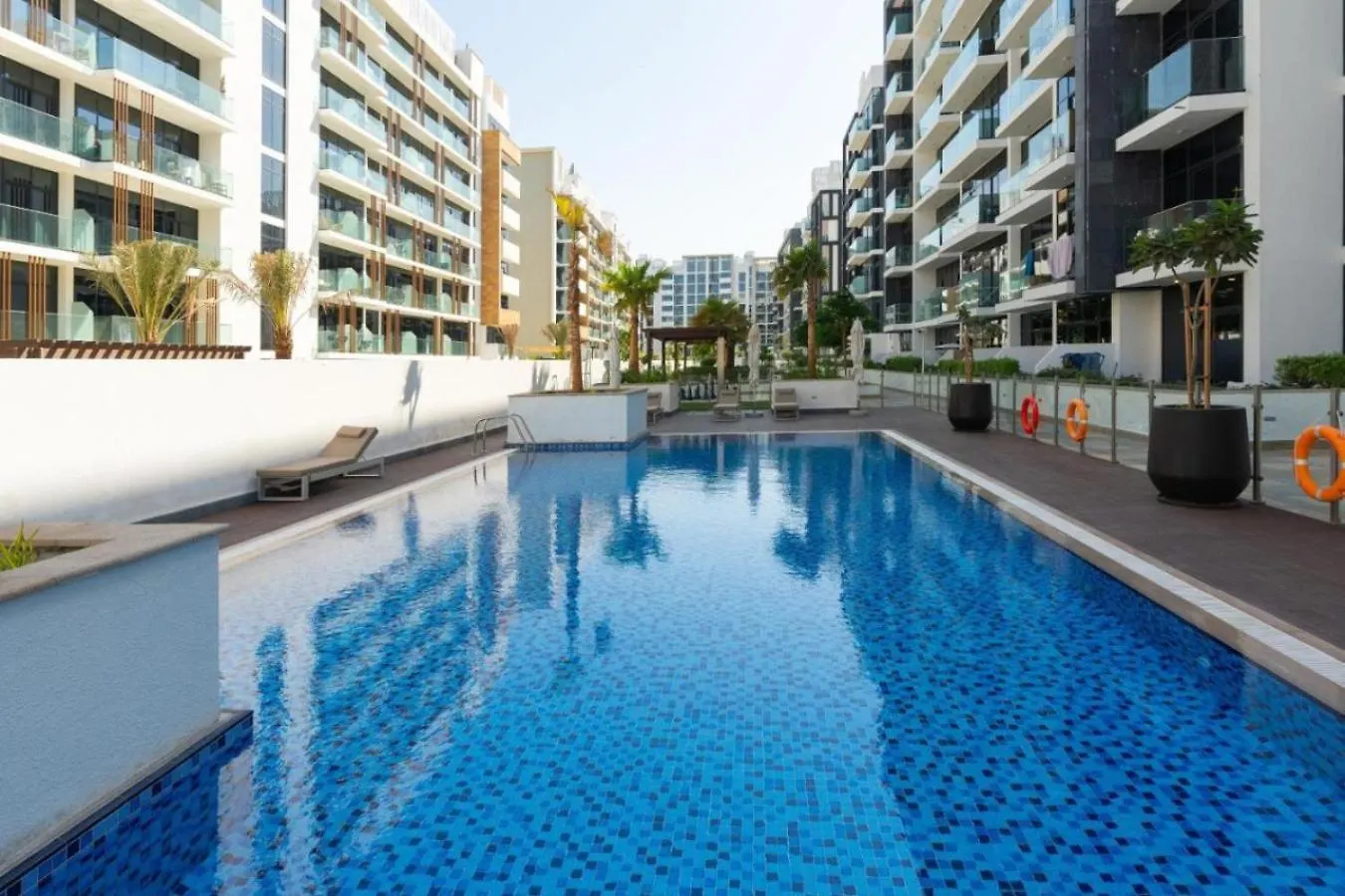 Trendy Azizi Riviera 1-Bed With Balcony Views location